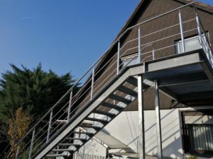 verzinkte Stahltreppe